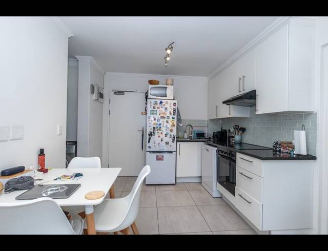 2 BEDROOM PROPERTY TO RENT IN KENILWORTH